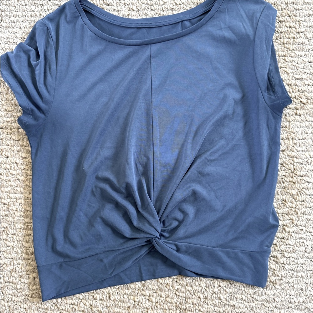 Zyia Calm Blue Swirl in the Front T small